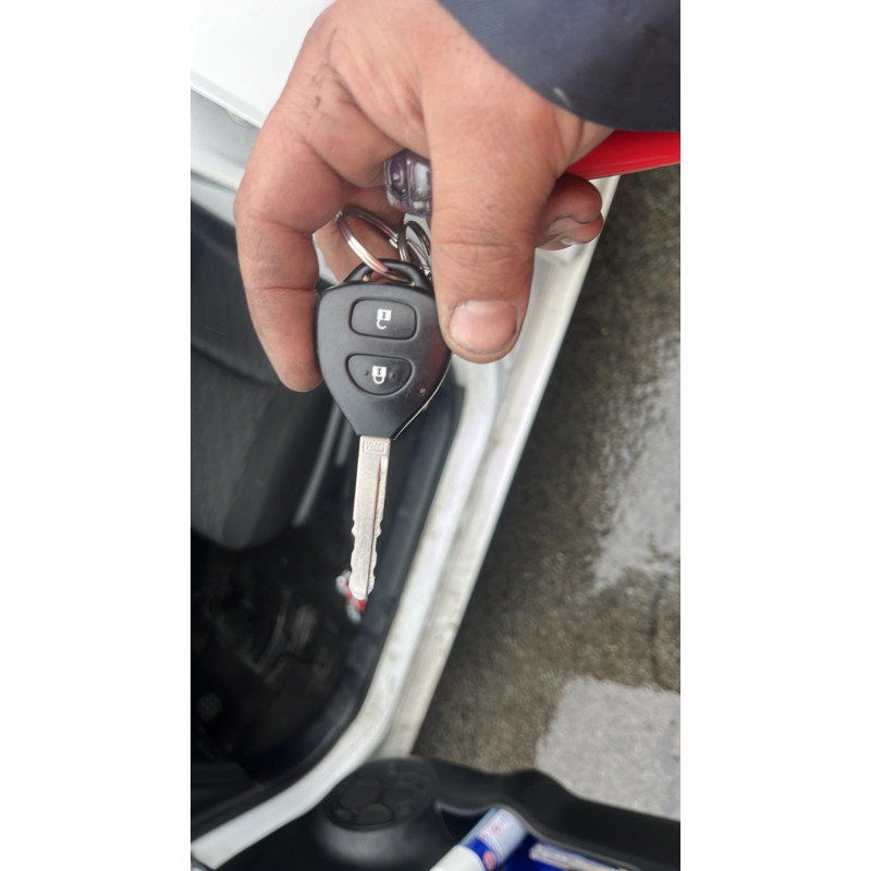 Compteur TOYOTA YARIS 3 Photo n°9