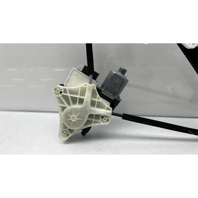 Leve vitre electrique arriere droit SEAT IBIZA 5 Photo n°4