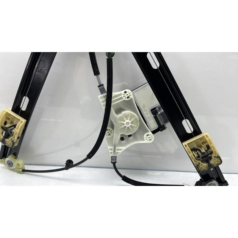 Leve vitre electrique avant droit SEAT IBIZA 5 Photo n°1