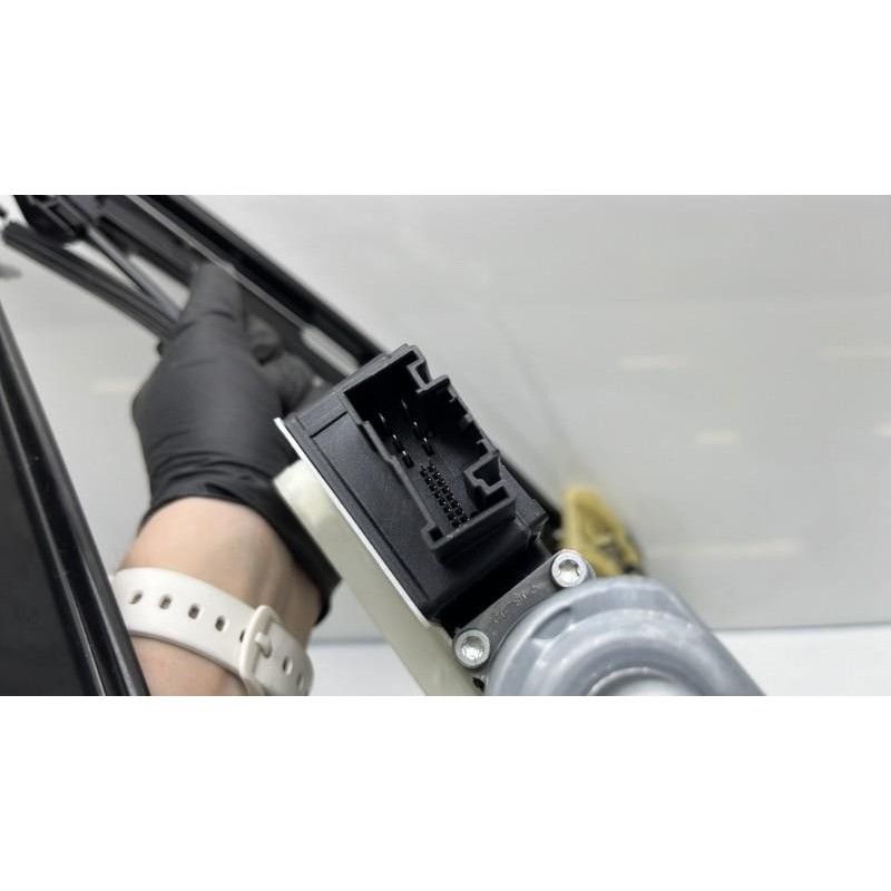 Leve vitre electrique avant droit SEAT IBIZA 5 Photo n°8