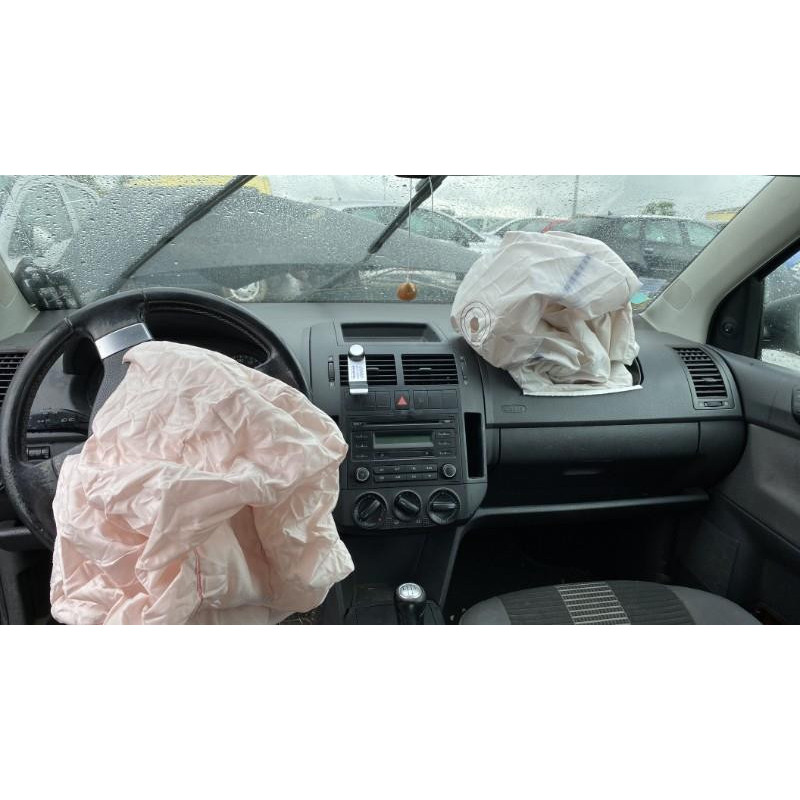 Interrupteur de leve vitre avant gauche VOLKSWAGEN POLO 4 Photo n°13