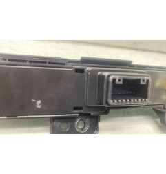 Bouton de warning KIA RIO 4