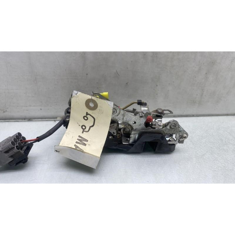 Serrure avant droit TOYOTA HI-ACE 2 Photo n°4