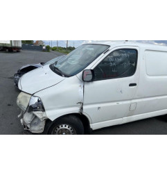 Serrure avant droit TOYOTA HI-ACE 2