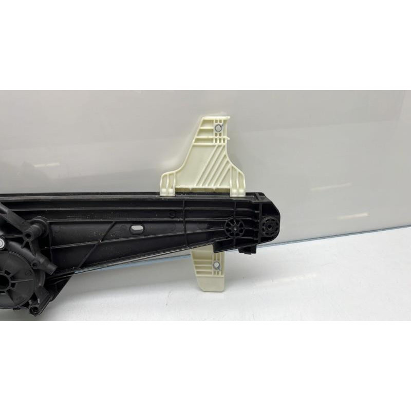 Leve vitre electrique arriere gauche PEUGEOT 5008 2 Photo n°3