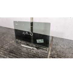 Vitre arriere droit SUZUKI SWIFT 5