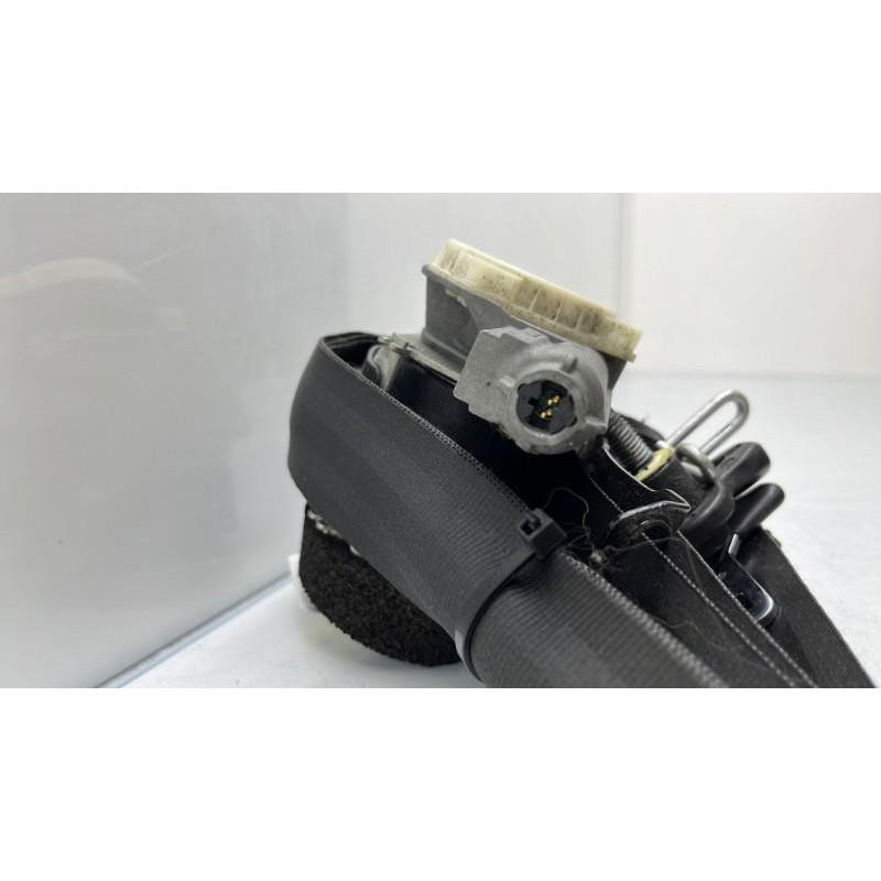 Pretensionneur de ceinture avant droit FORD FIESTA 6 Photo n°2