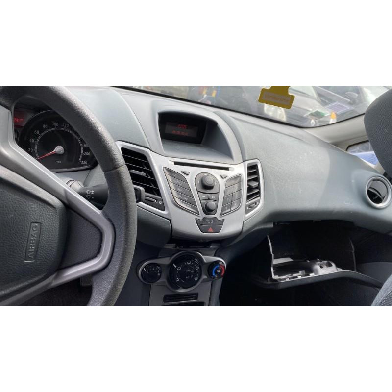 Pretensionneur de ceinture avant droit FORD FIESTA 6 Photo n°19