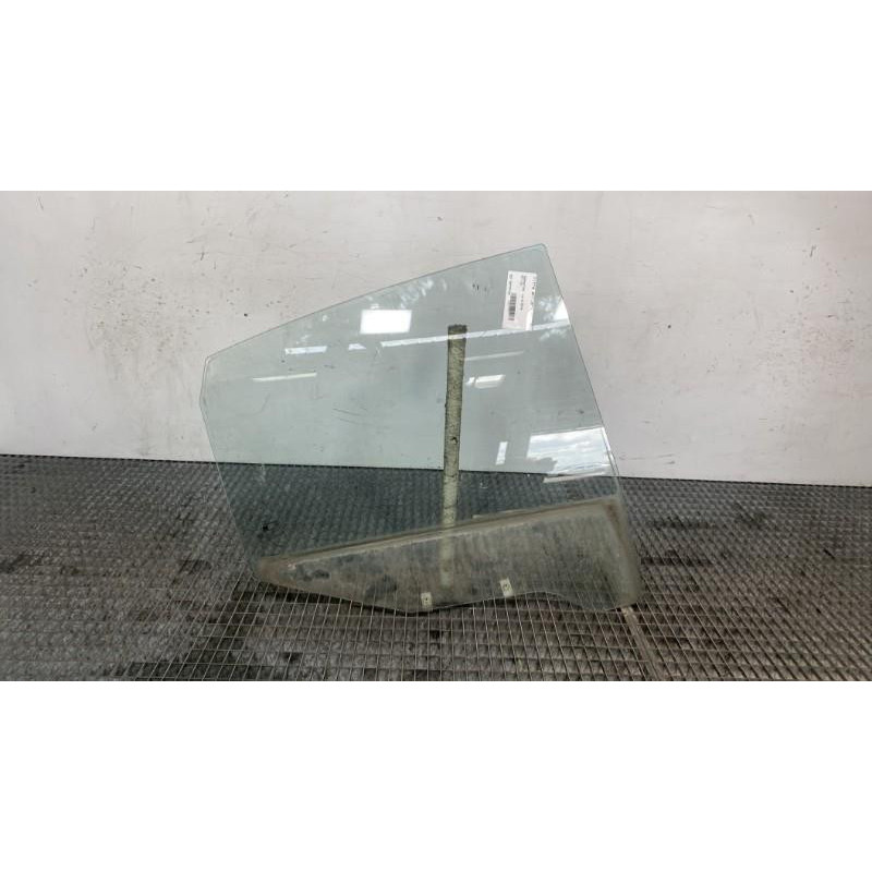 Vitre arriere droit SSANGYONG ACTYON 1 Photo n°4