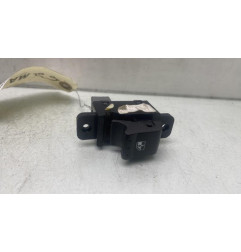 Interrupteur de leve vitre arriere droit SSANGYONG ACTYON 1