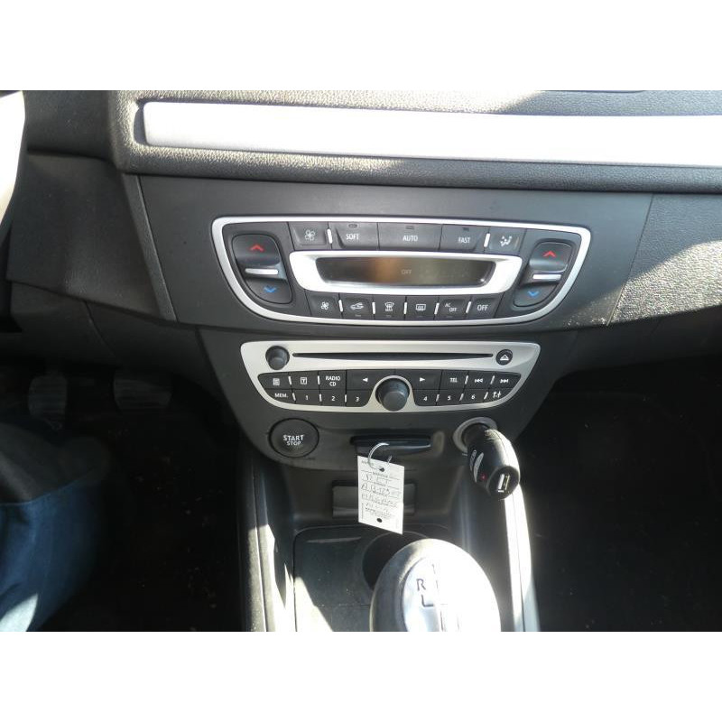 Autoradio d'origine RENAULT MEGANE 3 Photo n°10