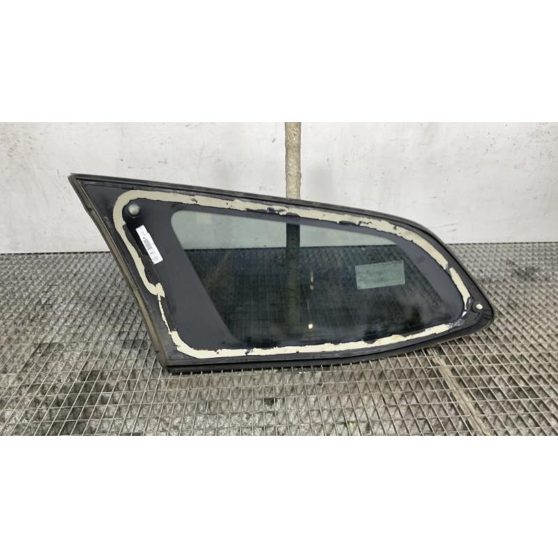 Custode arriere droit PEUGEOT 308 2 SW Photo n°3