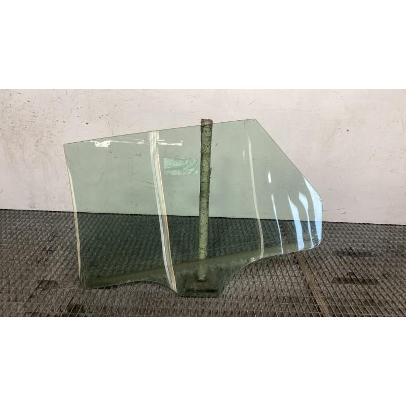 Vitre arriere droit FORD MONDEO 4 Photo n°6