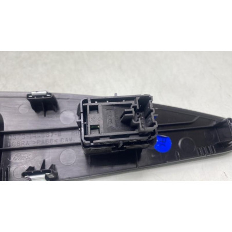 Interrupteur de leve vitre arriere droit FORD MONDEO 4
