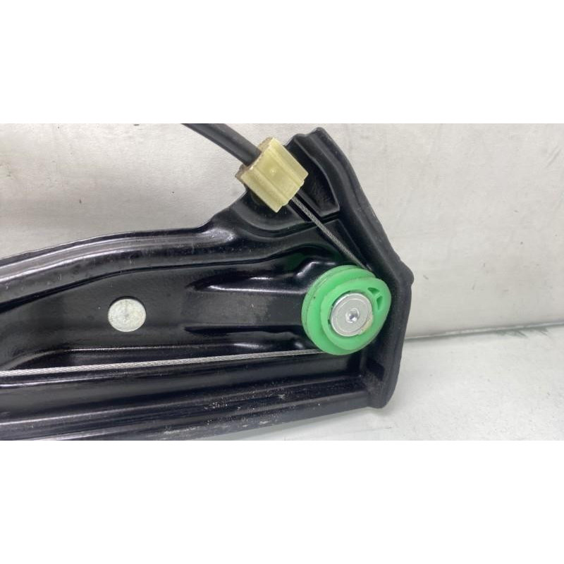 Leve vitre electrique arriere droit FORD MONDEO 4 Photo n°4