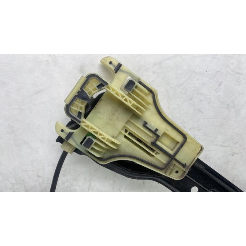 Leve vitre electrique arriere gauche FORD MONDEO 4 Photo n°5