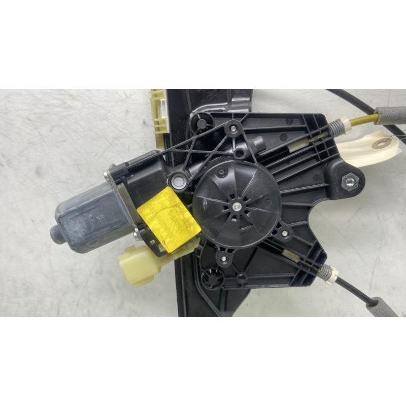 Leve vitre electrique avant droit FORD MONDEO 4 Photo n°3