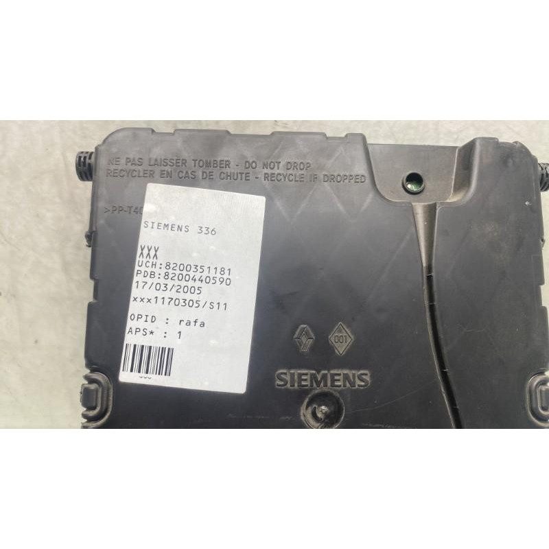 Boitier UCH RENAULT MEGANE 2 Photo n°3