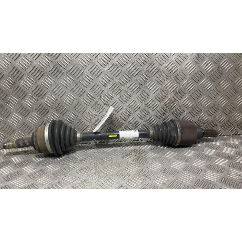 Cardan gauche (transmission) PEUGEOT 308 2 SW Photo n°1