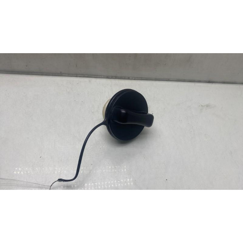 Bouchon de carburant NISSAN CUBE Photo n°2