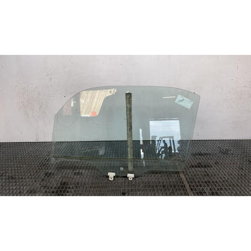 Vitre avant droit NISSAN CUBE Photo n°4
