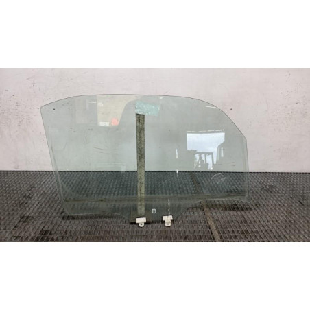 Vitre avant gauche NISSAN CUBE