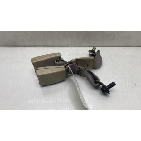 Attache ceinture arriere droit NISSAN CUBE Photo n°1