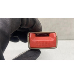 Attache ceinture arriere gauche NISSAN CUBE