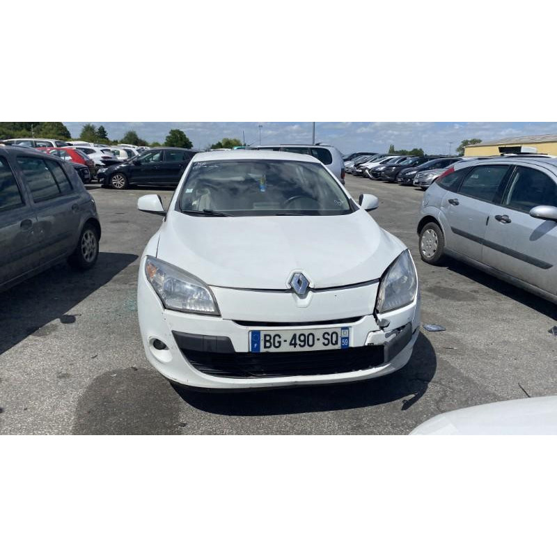 Trappe d'essence RENAULT MEGANE 3 Photo n°6