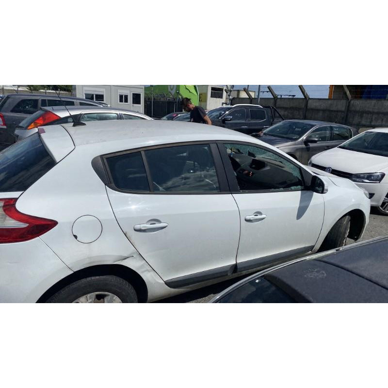 Trappe d'essence RENAULT MEGANE 3 Photo n°16