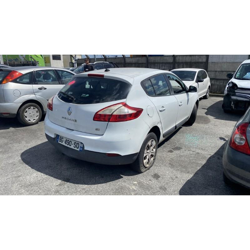 Trappe d'essence RENAULT MEGANE 3 Photo n°17