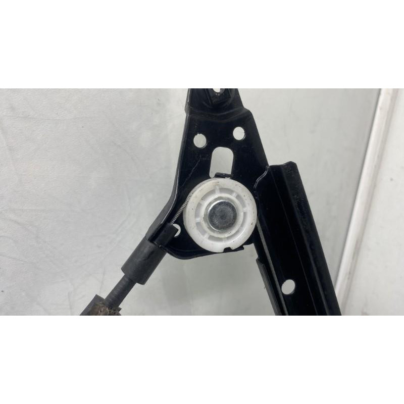 Leve vitre electrique arriere gauche VOLKSWAGEN SHARAN 1 Photo n°4