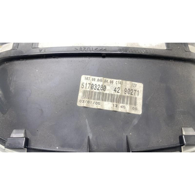 Compteur FIAT PUNTO 2 Photo n°6