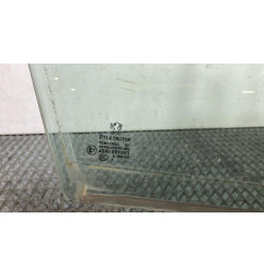 Vitre avant droit PEUGEOT 207