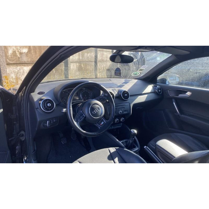 Volant AUDI A1 1 Photo n°19
