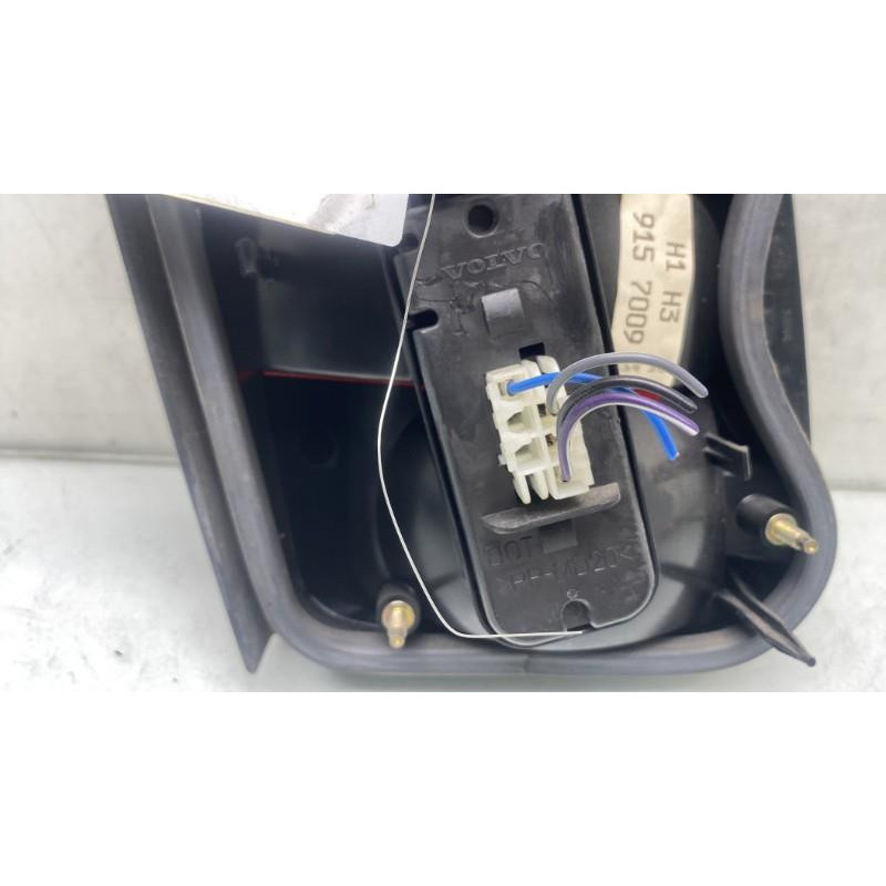 Feu arriere secondaire droit (feux) VOLVO S 70 Photo n°3