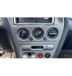 Attache ceinture arriere droit PEUGEOT 306