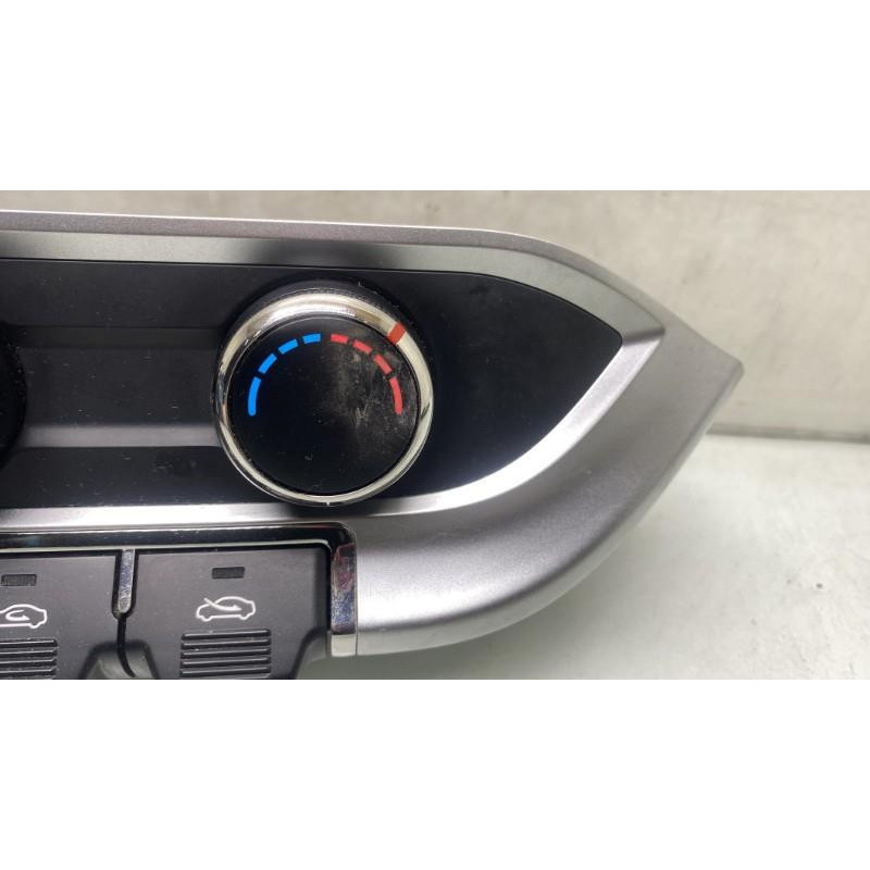 Commande chauffage KIA RIO 3 Photo n°4