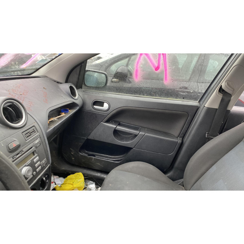 Serrure avant gauche FORD FIESTA 5 Photo n°19