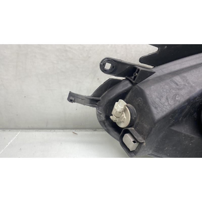 Optique avant principal gauche (feux)(phare) CITROEN XSARA PICASSO Photo n°6