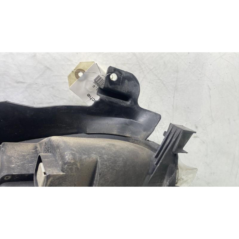 Optique avant principal gauche (feux)(phare) CITROEN XSARA PICASSO Photo n°8