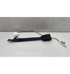 Attache ceinture avant droit NISSAN QASHQAI 1