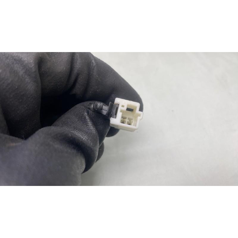 Attache ceinture avant droit NISSAN QASHQAI 1 Photo n°4
