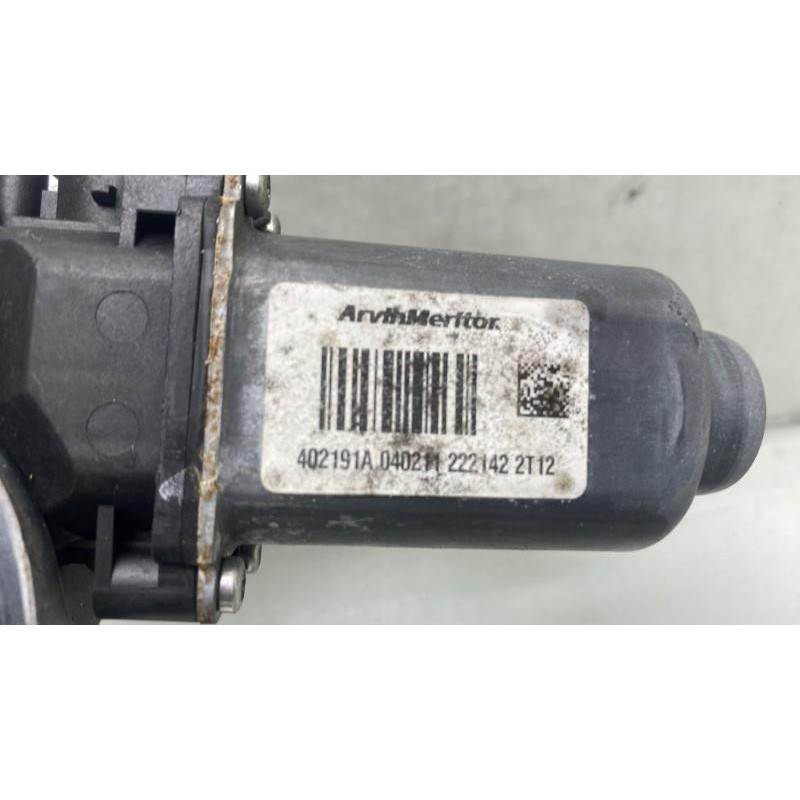 Leve vitre electrique arriere gauche NISSAN QASHQAI 1 Photo n°1