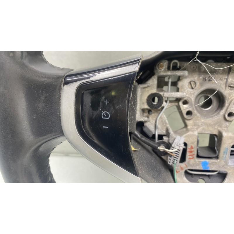 Volant RENAULT KOLEOS 1 Photo n°4