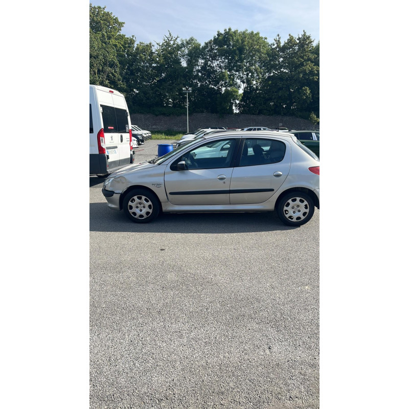 Bouchon de carburant PEUGEOT 206 Photo n°12