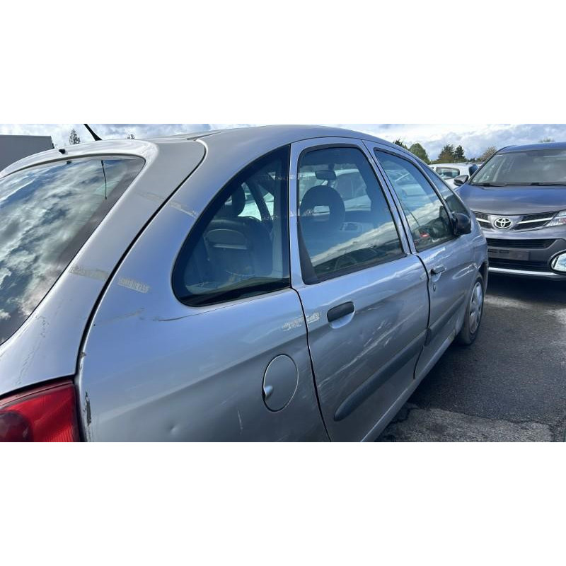 Feu arriere stop central CITROEN XSARA PICASSO Photo n°9