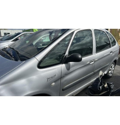 Feu arriere stop central CITROEN XSARA PICASSO
