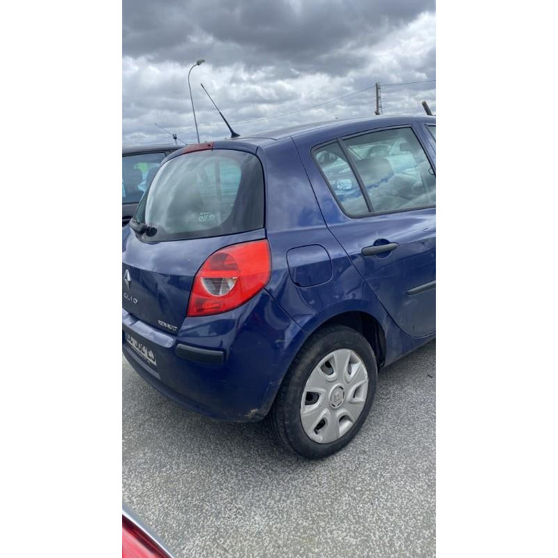 Boitier UCH RENAULT CLIO 3 Photo n°6