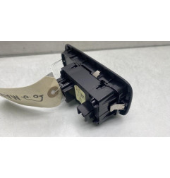 Interrupteur de leve vitre avant gauche FORD KA+